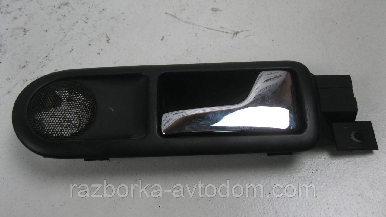 Ручка внутрішніх задніх правих дверей VW Passat B5 (1997-2000) OE:3B0839114
