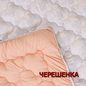 Демісезонне тепле євро ковдра 195х215 см стьобана мікрофібра/холола-майбер двостороннє, сіре з пудровим, гіпоалергенне, фото 3