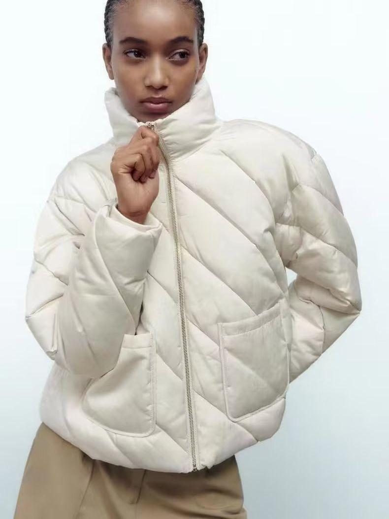 Куртка жыноча утеплена з кишенями молочна 21002 M (2000000118512), фото 1