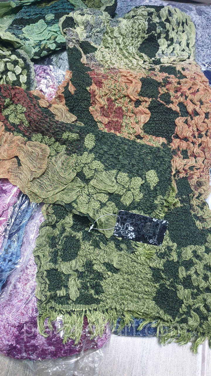 Шарфи, гарні ошатні шарфи