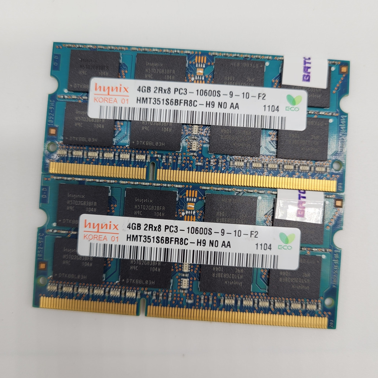 Пара оперативної пам'яті для ноутбука Hynix DDR3 8Gb (2x4Gb) 1333MHz PC3-10600S 2R8 CL9 (HMT351S6BFR8C-H9 N0 AA) Б/В