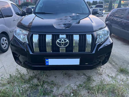 Хром накладки на решітку 2017-2025 для Toyota Land Cruiser Prado 150, фото 1