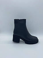 Зимові черевики на товстій підошві Erisses. Розміри: 33, 37, 38, 39, 40.