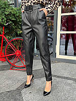 Женские кожаные брюки из матовой эко-кожи с высокой талией на флисе цвета чёрный
