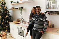 Чоловічий светр з оленями чорний