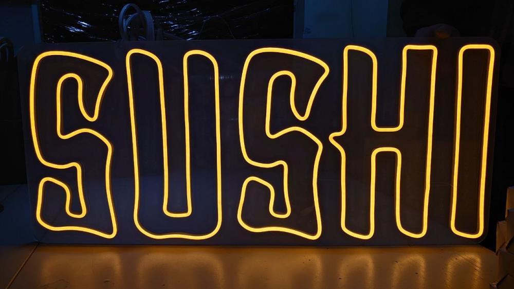 Неонова вивіска SUSHI (800х350), фото 1