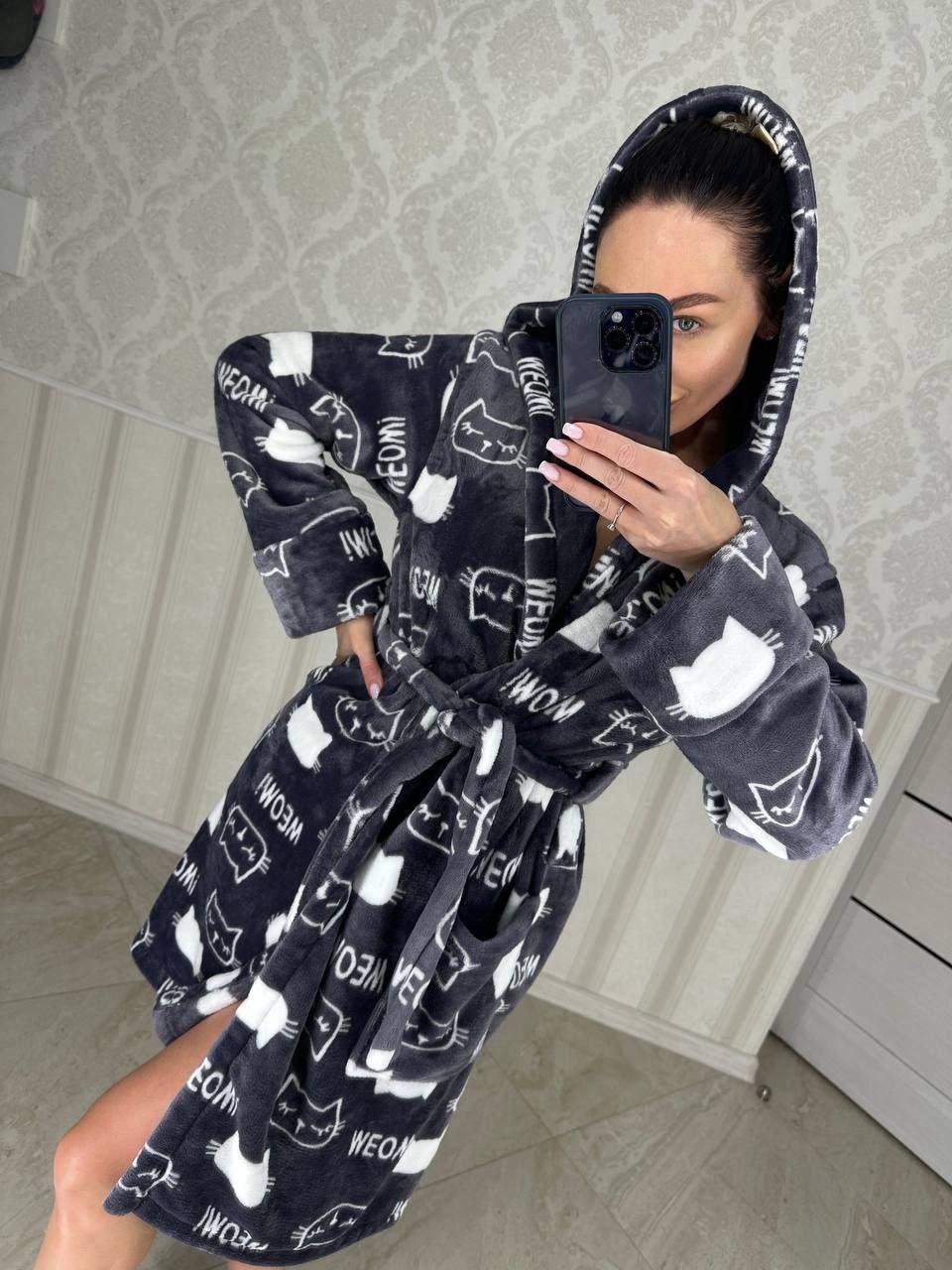 Жіночий теплий короткий плюшевий домашній халат із котами Туреччина