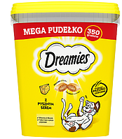 Лакомство для котов Dreamies Cat подушечки со вкусом сыра 350 г