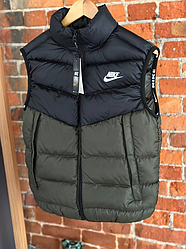 Чоловіча жилетка безрукавка Nike Найк стьобана тепла плащівка чорний хакі червоний Туреччина якісна