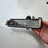 Покажчик повороту (поворот) в правому дзеркалі Mercedes W176 A-klasse (Мерседес А-класс) 2012 - 2018, фото 2