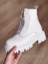 Черевики зимові білі жіночі шкіряні на хутрі