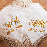 Хустинки щоб тримати вінці, свічки з вишивкою ініціалів і дати, фото 2