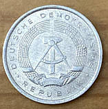 Монета Німеччини ГДР 1 пфенниг 1963-86 рр., фото 2