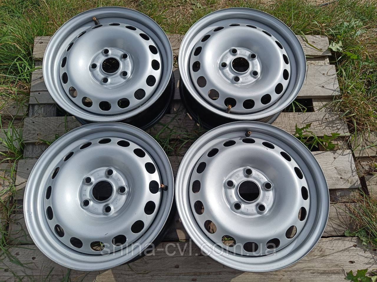 Диски 5.112 r15 6j et47 dia57.1 Volkswagen Caddy/Touran/Golf 5/6/7; Skoda Octavia