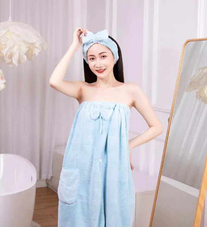 Рушник халат жіночий флісовий щільно прилягає до шкіри та утримується за допомогою гудзиків блакитне, фото 1