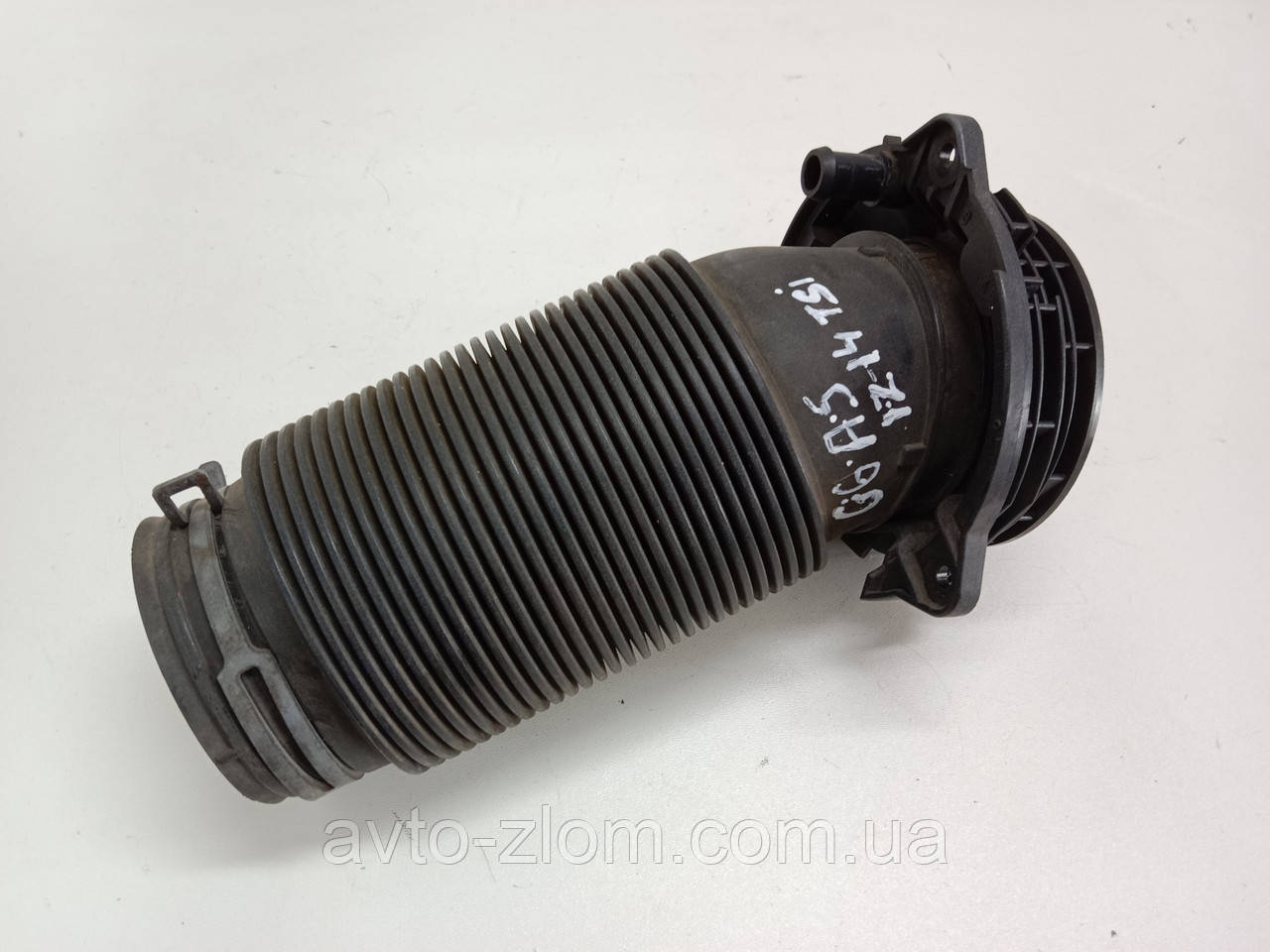 Патрубок повітряного фільтра Skoda Octavia A5 1.2-1.4TSI, Шкода Октавія А5. 1K0129684AP.