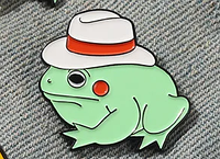 Брошь брошка значок пин металл зеленый жаба лягушка в шляпе босс