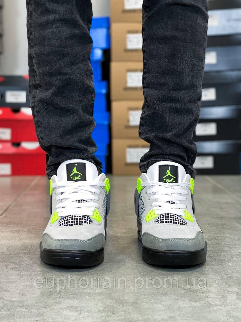 Jordan retro cheap 4 neon