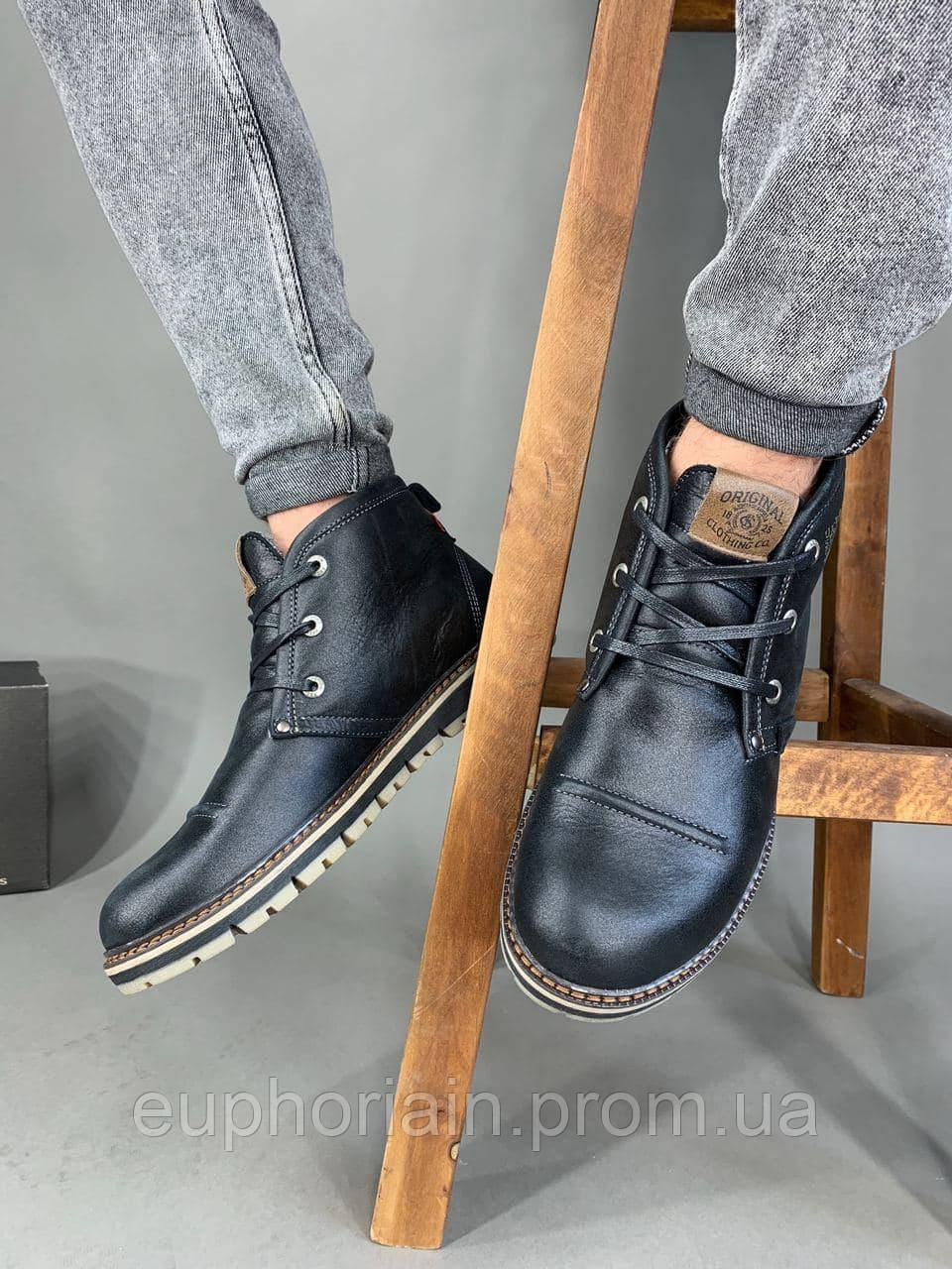 Clark best sale boots black