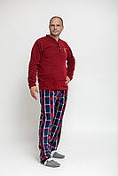 Мужская теплая флисовая пижама с брюками в клетку красного цвета размер л