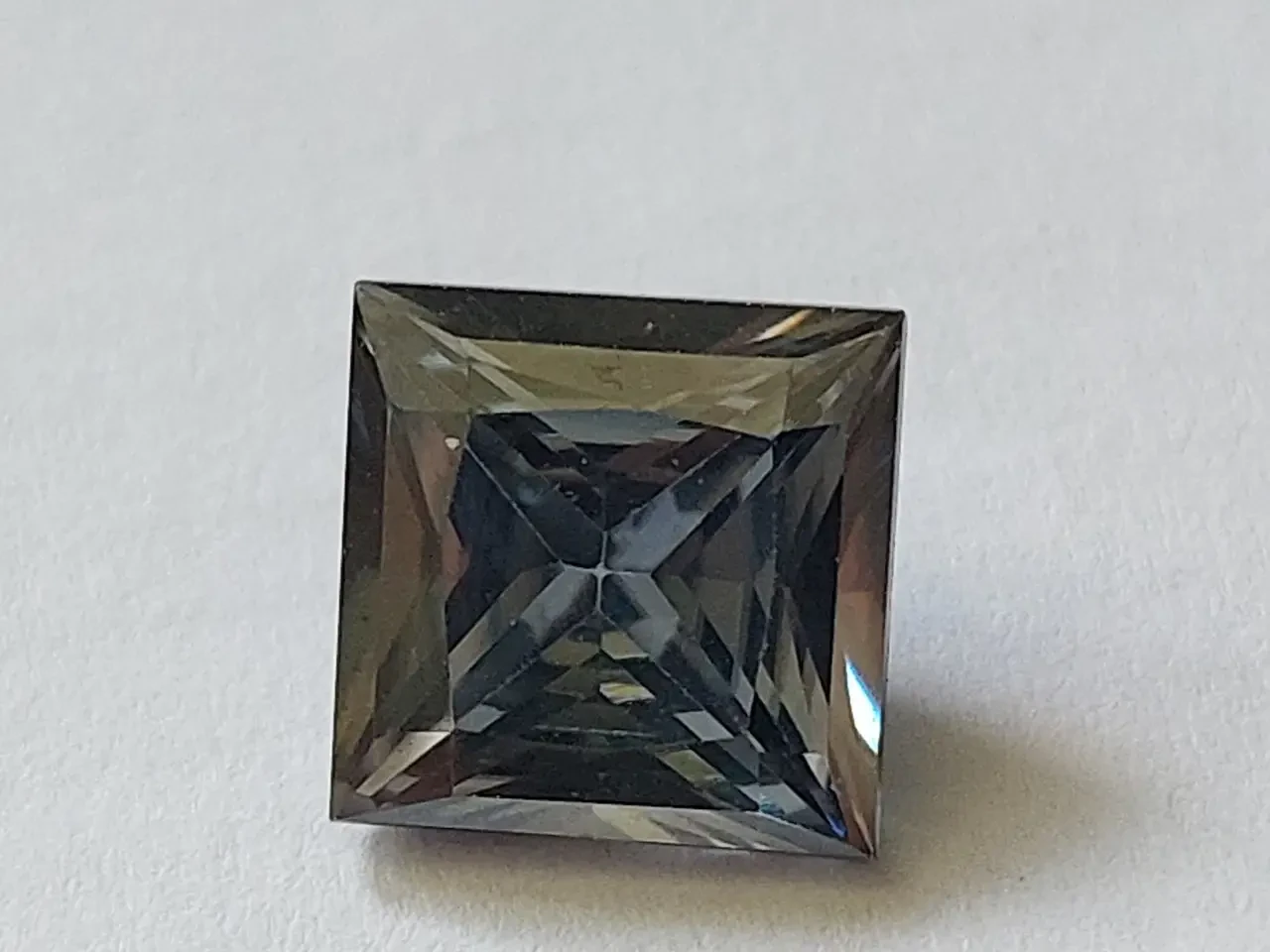 Муасаніт 2.76 Ct 8.7 мм
