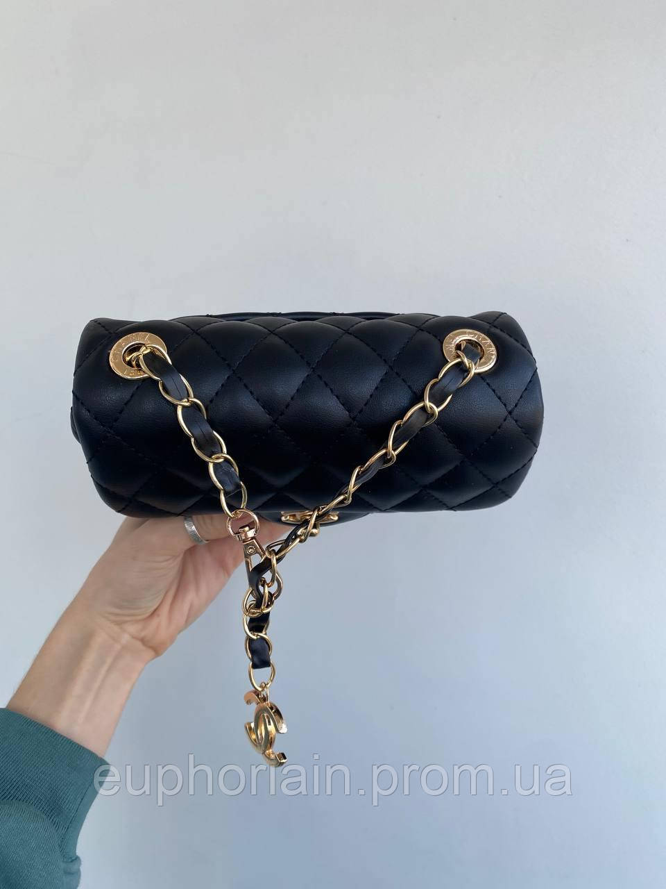 Женский сумка из эко-кожи Chanel Black / Шанель черная на плечо сумочка женская кожаная стильная брендовая - фото 1 - id-p1984526389