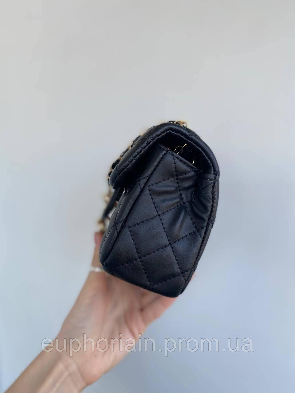 Женский сумка из эко-кожи Chanel Black / Шанель черная на плечо сумочка женская кожаная стильная брендовая - фото 3 - id-p1984526389