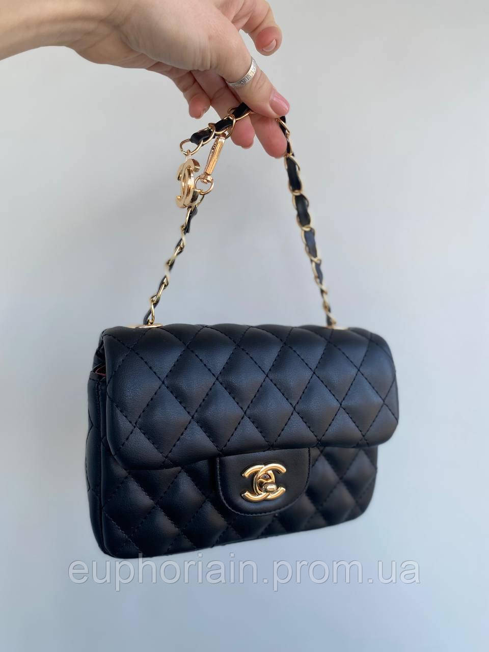 Женский сумка из эко-кожи Chanel Black / Шанель черная на плечо сумочка женская кожаная стильная брендовая - фото 4 - id-p1984526389