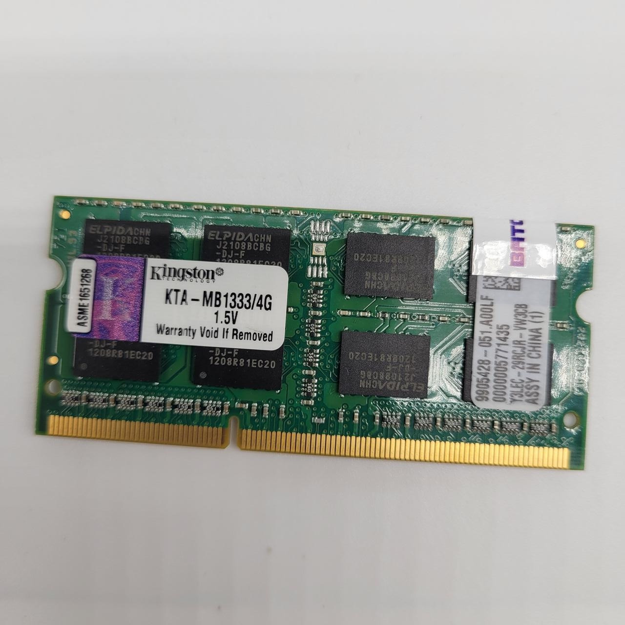 Оперативна пам'ять ноутбука Kingston SODIMM DDR3 4Gb 1333MHz PC3-10600s 2R8 CL9 (KTA-MB1333/4G) Б/В