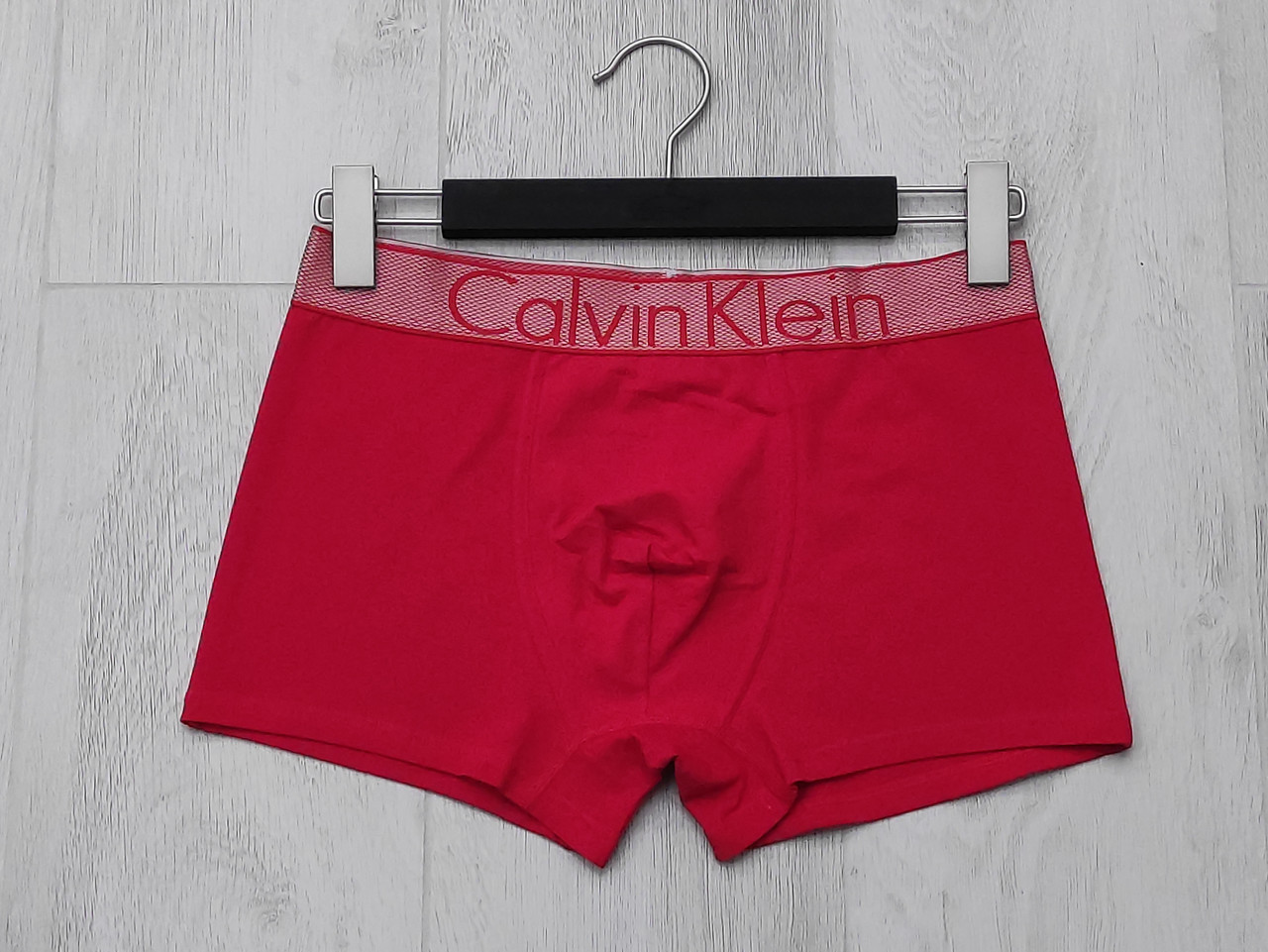 Труси чоловічі боксери Calvin Klein серія Carbone червоні