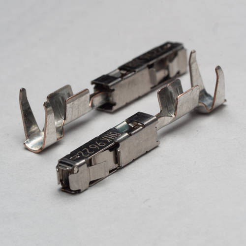 その他 mana Гніздова клема (мама) серії MCP 1.5 VAG/MERCEDES під кабель