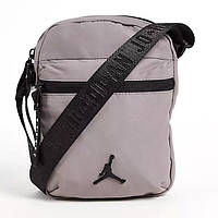 Nike jordan jumpman airborne crossbody bag 9a0631-g50 месенджер сумка на плече оригінал