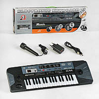 Детский синтезатор с микрофоном MQ 805, USB, 37 клавиш, MP3, от сети 220В и батареек
