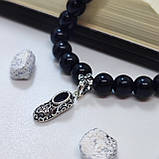 Браслет із каміння онікс чорний із підвіскою-черевичком святителя Спиридона, фото 2