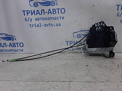 Замок двері передній правий Toyota RAV 4 2006-2013 6903053080 (Арт.27243)