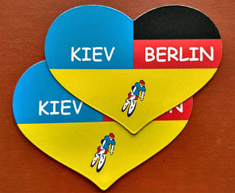 Магнитики "Сердечко" на холодильник на заказ. Размер 72х95 мм 2