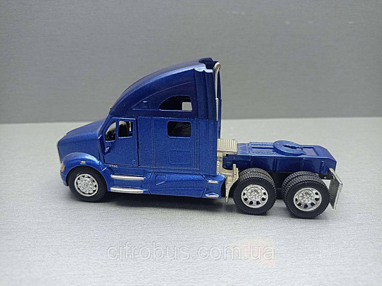 Іграшкова машинка техніка Б/У Kenworth T700 КТ5357 Колекційна модель Трака