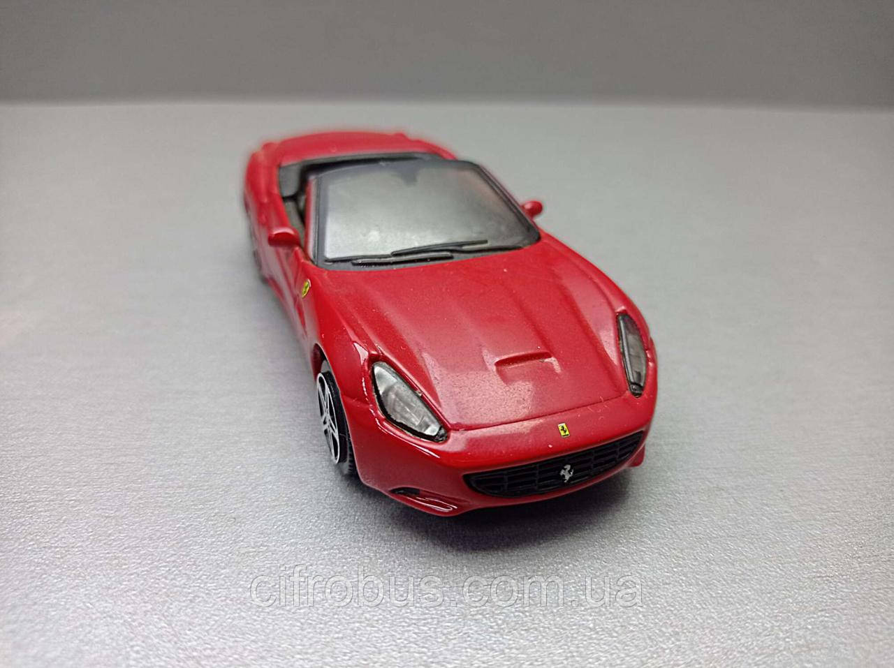 Іграшкова машинка техніка Б/У Bburago Ferrari California Convertible