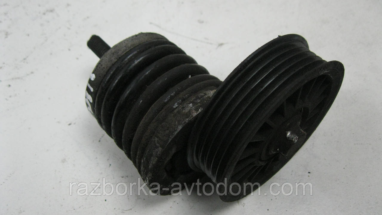 Натягувач приводного ременя генератора VW Passat B5 (1997-2000), Audi A4 B5 (1996-2000) 1.9TDI OE:028903315M