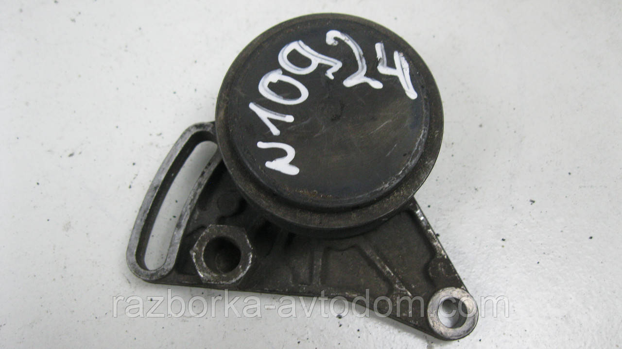Ролик натягу паса ГРМ VW Passat B5 (1997-2000) 1.9TDI OE:058260511