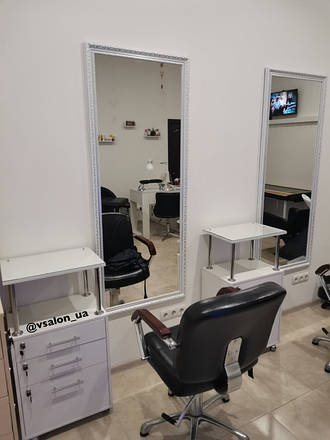 Тумба для перукаря