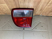 Фонарь задний правый в крышку багажника Seat Leon 1998-2006 года