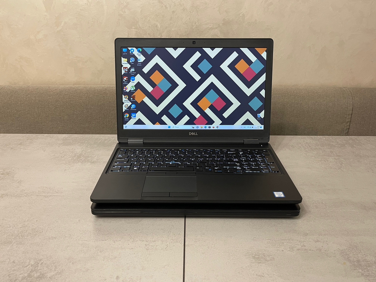 Ультрабук Dell Latitude 5590, 15,6" FHD IPS, i5-8350U, 16GB DDR4, 256GB SSD