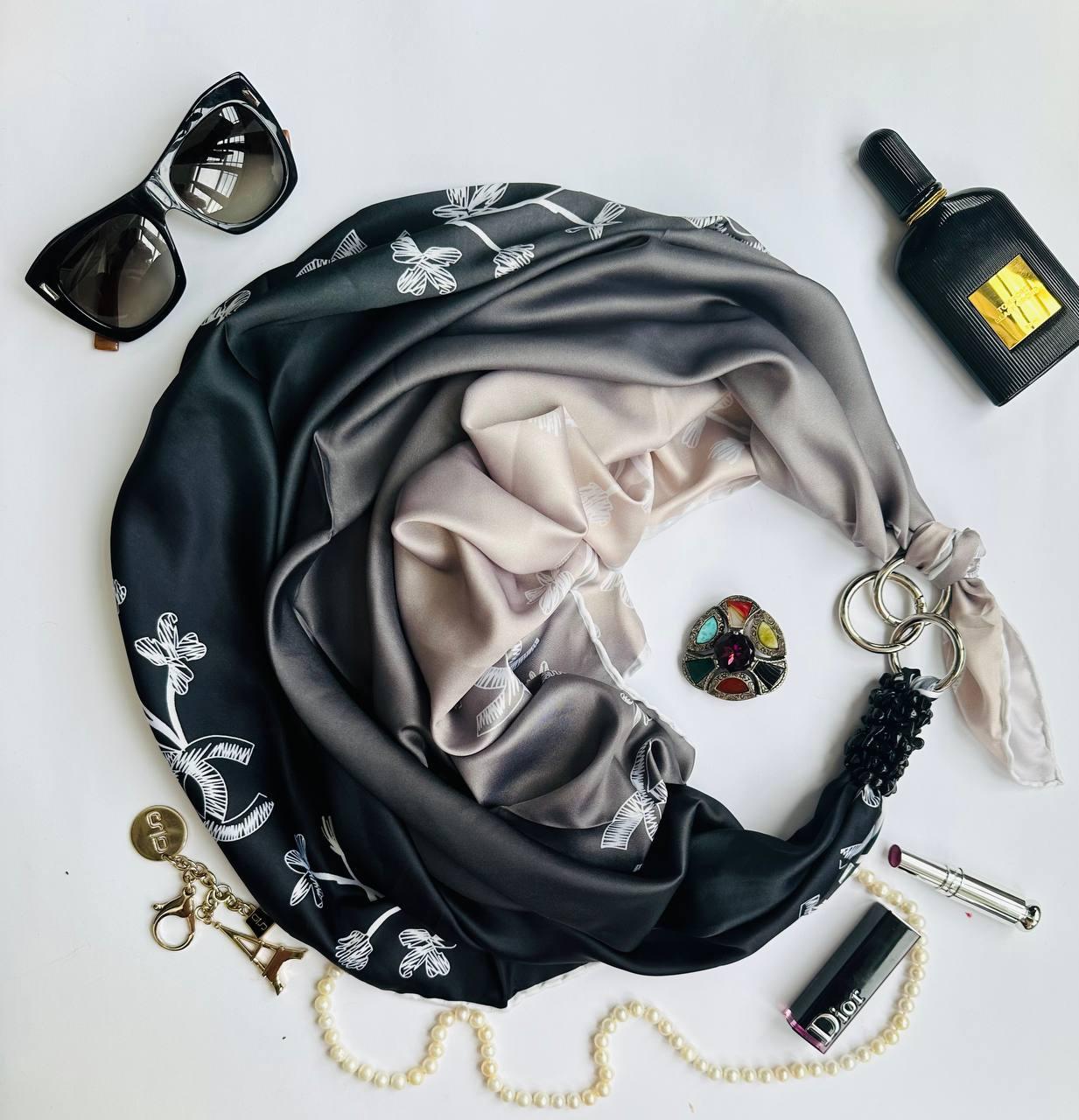Дизайнерська хустка "Блека Баккара" від бренда My Scarf, ВІП колекція, прикрашена натуральним каменем агат