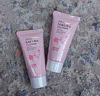 Пінка для вмивання з екстрактом сакури Laikou Japan Sakura Moisturizing Cleanser