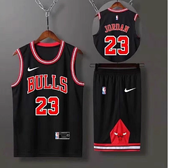 Комплект чорна баскетбольна форма Джордан 23 Чикаго Булс + логотипи Jordan Chicago Bulls