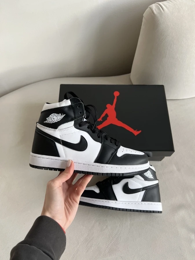 Air Jordan black/white