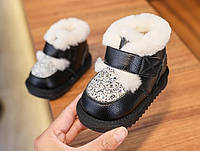Детские зимние угги с мехом для девочки. Черные ботинки на зиму для малышей