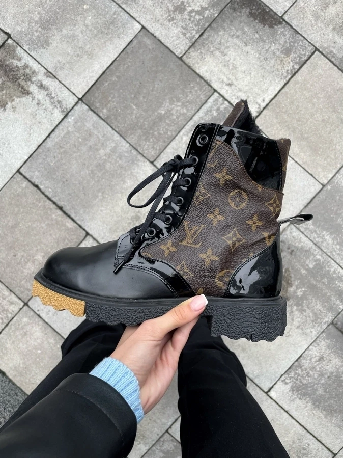 LV Boots Black Fur