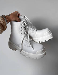 BALENCIAGA ホワイトブーツ Белые женские ботинки Balenciaga Strike White Boots. Крутые